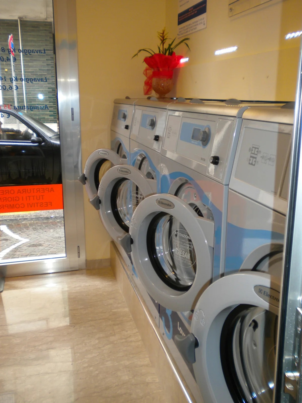 Lavatrici di una realizzazione storica lavanderieautomatiche.it