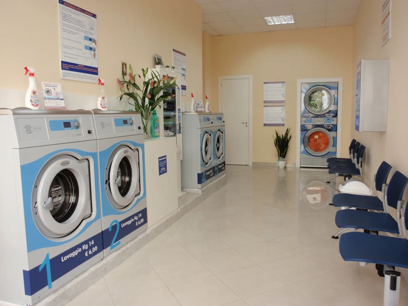 Macchine professionali in lavanderia self service
