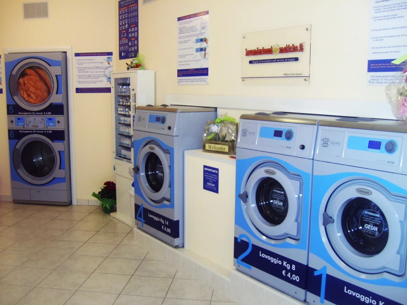 Realizzazione lavanderia self service in Campania